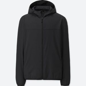 UNIQLO light pocketable hooded jacket